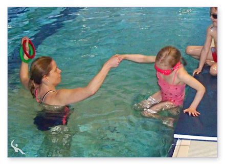 Kleinkinder Schwimmtraining